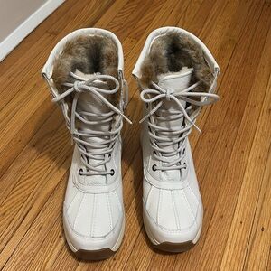 ugg adirondack III iii tipped lace up waterproof snow winter boots women 9